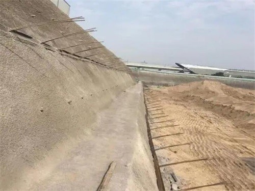 长洲河道边坡加固